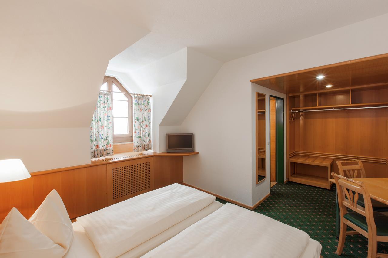 Landzeit Autobahnrestaurant & Motorhotel Loipersdorf Kitzladen 部屋 写真